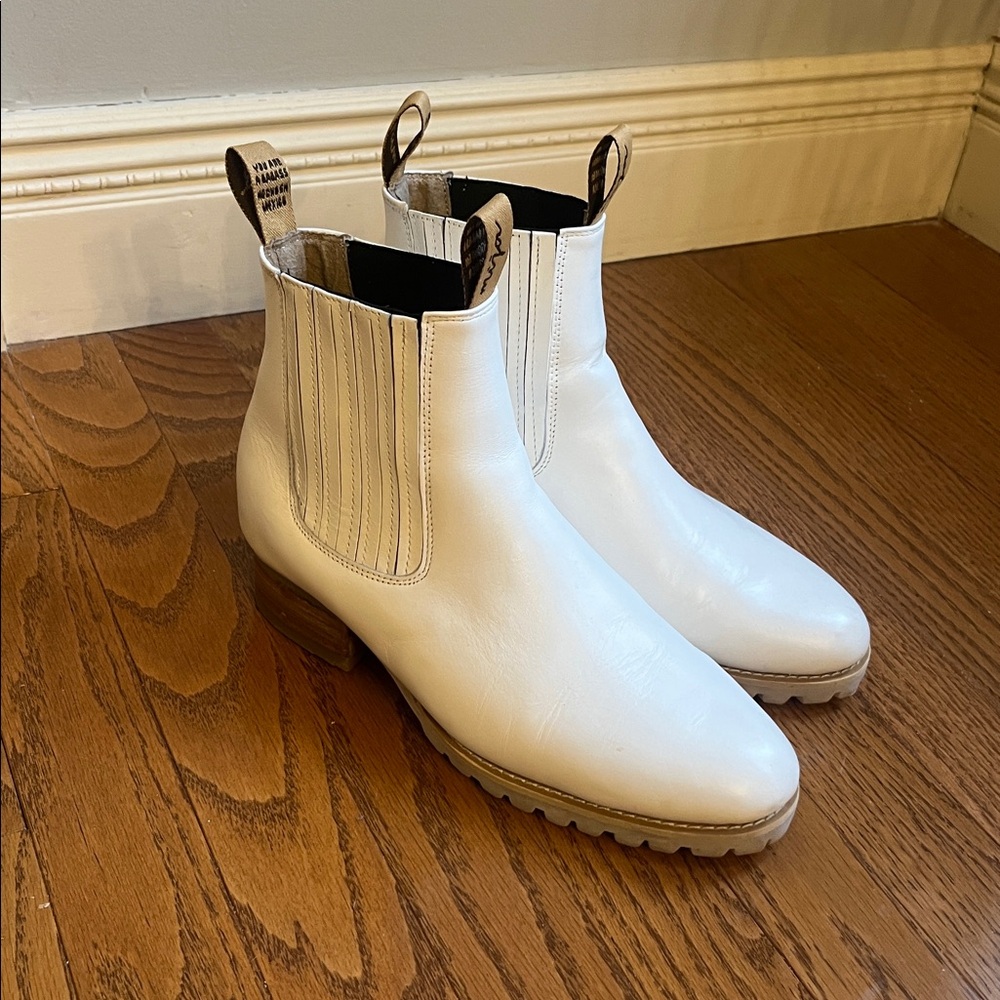 MIJA WHITE LEATHER CHELSEA BOOTS SIZE 9 - Picture 3 of 12